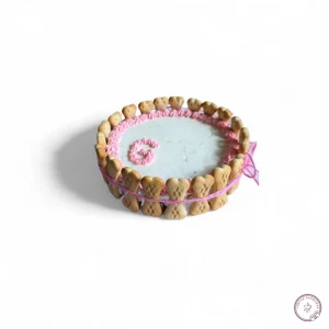 Tarta de pollo para perros personalizada con decoración comestible